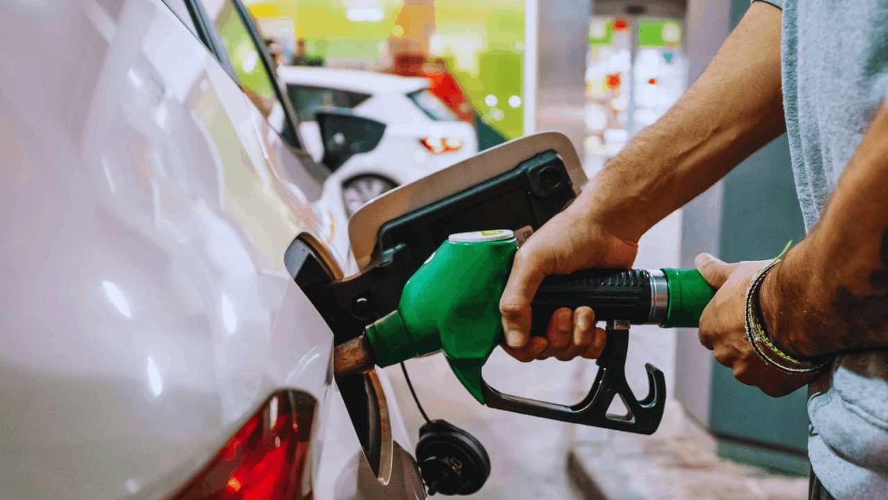 Gas Station Attendants – Discover How to Find Online