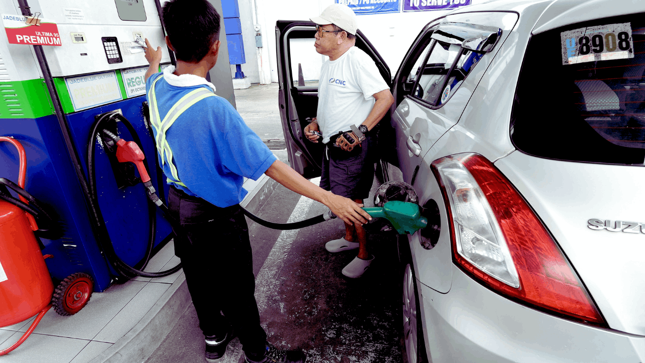 Gas Station Attendants – Discover How to Find Online