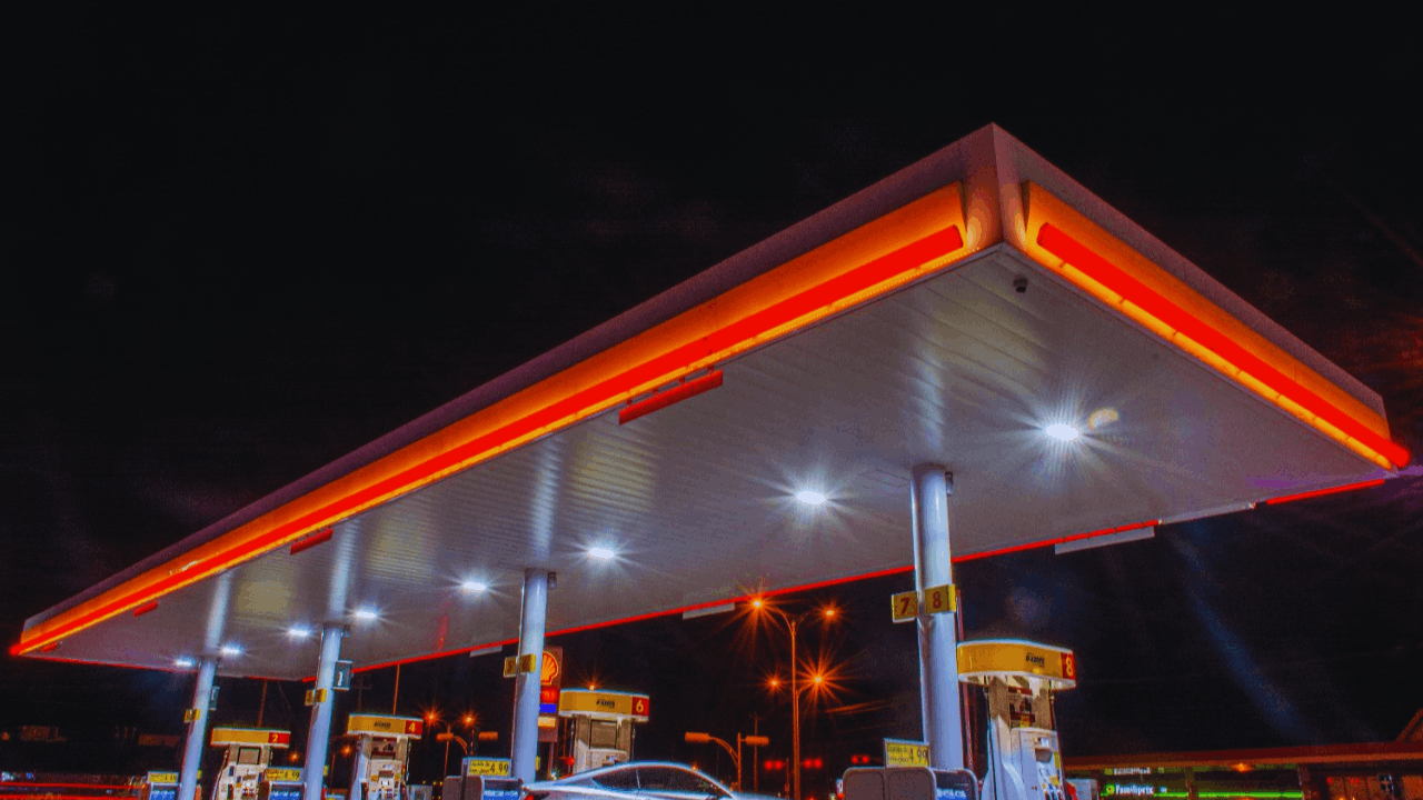 Gas Station Attendants – Discover How to Find Online