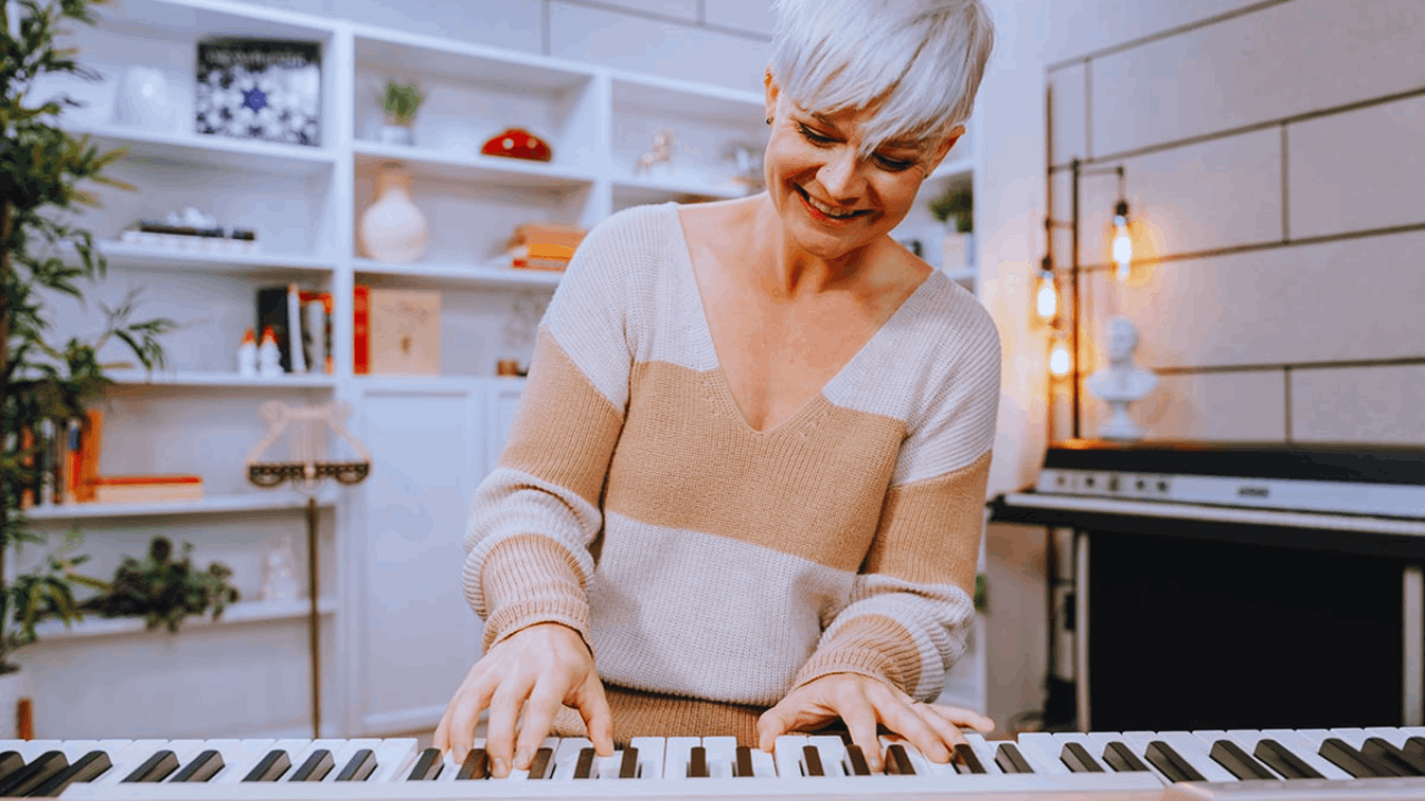 How to Play the Piano Online - Discover How